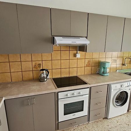 Family Nest In The Heart Of Limassol Villa Ngoại thất bức ảnh