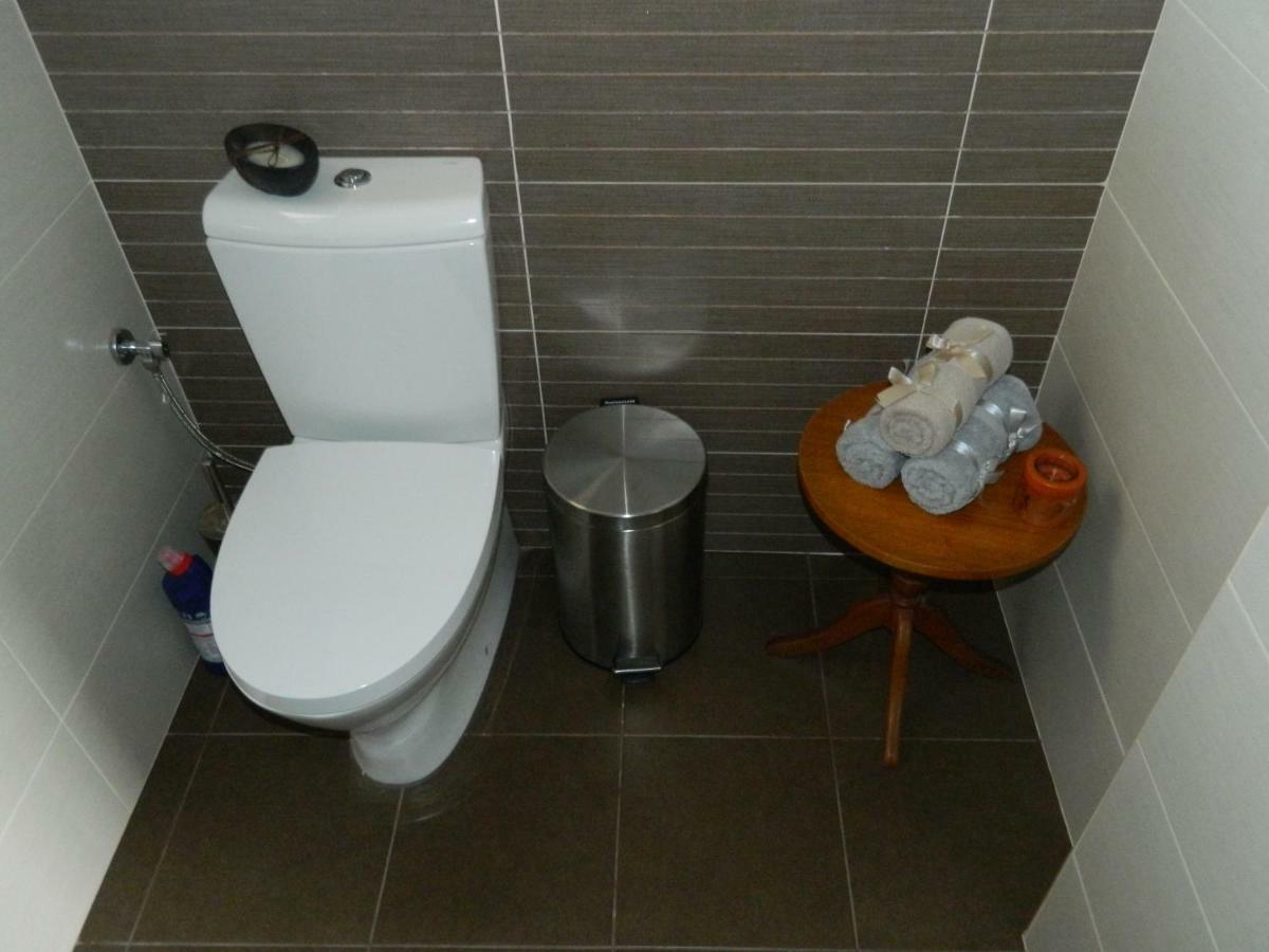 Family Nest In The Heart Of Limassol Villa Ngoại thất bức ảnh